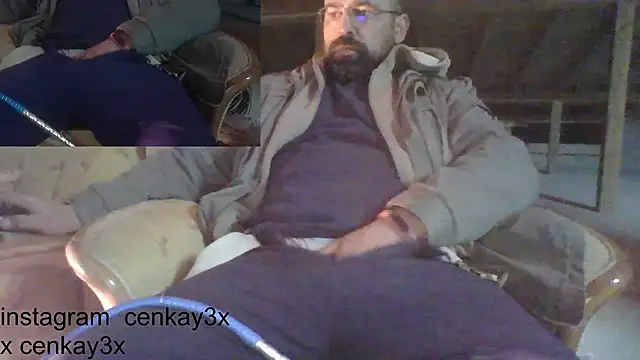 Snapshot of masculine_bear_daddy chatting on 02/18/25, 07:09 masculine bear daddy online show from 02/18/25, 07:09