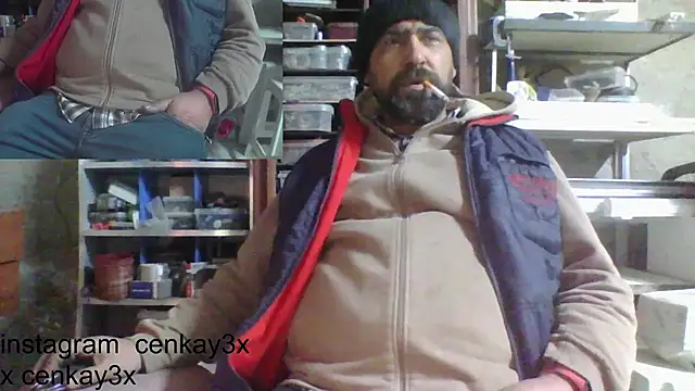 Snapshot of masculine_bear_daddy chatting on 02/23/25, 06:01 masculine bear daddy online show from 02/23/25, 06:01