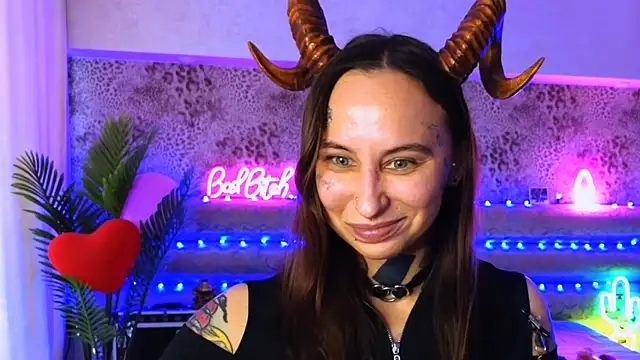 Snapshot of Cool_Freak_ chatting on 03/09/25, 08:40 Cool Freak online show from 03/09/25, 08:40