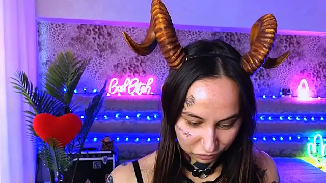 Snapshot of Cool_Freak_ chatting on 03/16/25, 09:27 Cool Freak online show from 03/16/25, 09:27