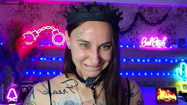 Cool Freak  online show from 04/03/26, 10:43