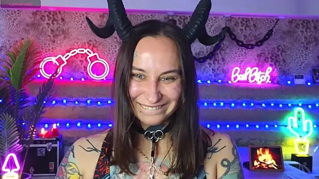 Cool Freak  online show from 05/17/26, 10:15