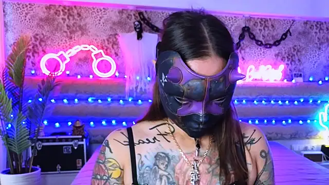 Snapshot of Cool_Freak_ chatting on 10/16/25, 10:34 Cool Freak online show from 10/16/25, 10:34