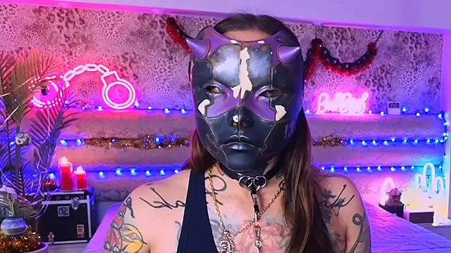 Snapshot of Cool_Freak_ chatting on 11/10/25, 10:31 Cool Freak online show from 11/10/25, 10:31