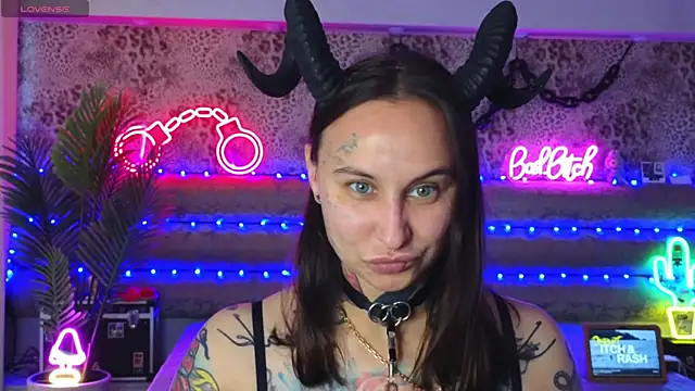 Cool Freak  online show from 06/06/26, 10:20