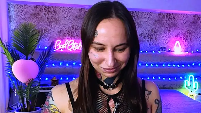 Snapshot of Cool_Freak_ chatting on 03/12/25, 09:23 Cool Freak online show from 03/12/25, 09:23