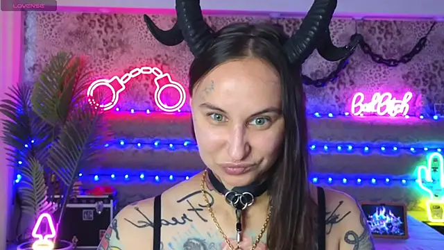 Cool Freak  online show from 07/17/26, 09:50