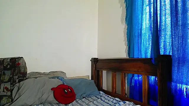 Snapshot of Twink_Temptation chatting on 06/17/26, 03:33 Twink Temptation online show from 06/17/26, 03:33
