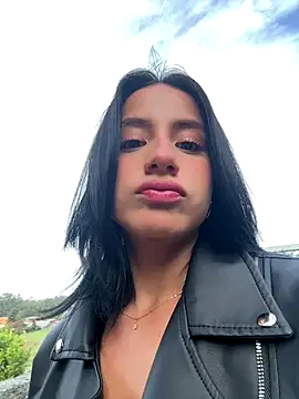 Ale Lewis online show from 11/01/25, 12:32