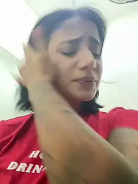 Ale Lewis online show from 02/09/25, 01:44