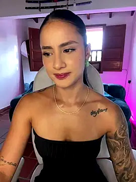 Ale Lewis online show from 12/18/25, 09:51