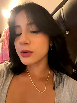 Ale Lewis online show from 11/27/25, 10:10