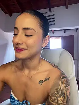 Ale Lewis online show from 04/11/26, 02:10