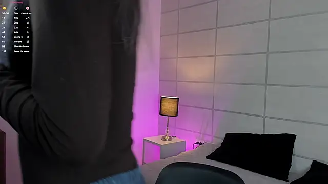 NanaRott online show from 04/08/26, 08:10