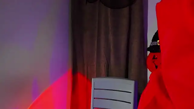 NanaRott online show from 10/23/25, 10:41