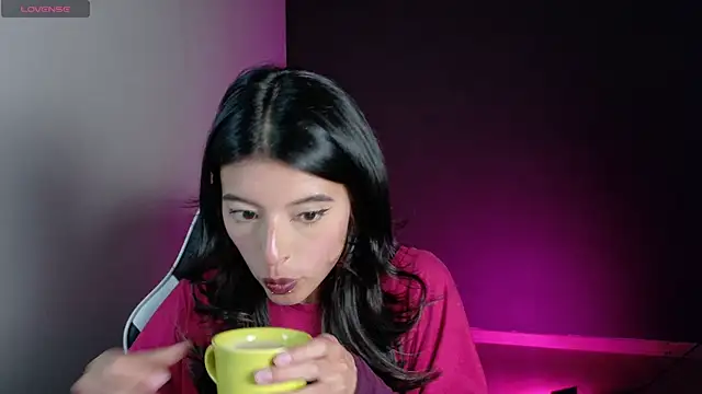 Snapshot of NanaRott chatting on 07/13/26, 09:36 NanaRott online show from 07/13/26, 09:36