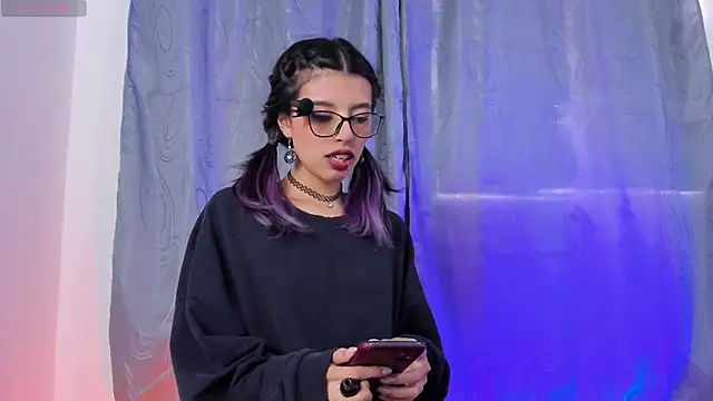 NanaRott online show from 02/11/25, 09:46