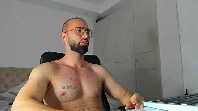 MichaelMasterss online show from 06/18/26, 09:20