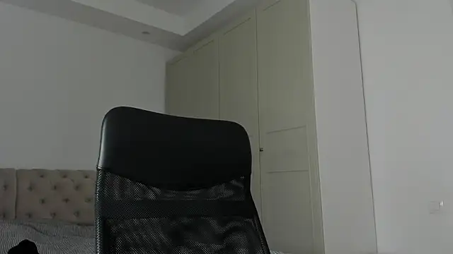 MichaelMasterss online show from 04/16/26, 09:39