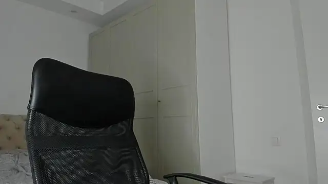 MichaelMasterss online show from 04/18/26, 10:32