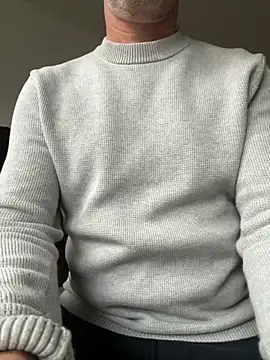 Snapshot of kinesias69 chatting on 10/24/25, 03:22 kinesias69 online show from 10/24/25, 03:22