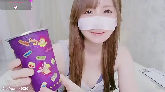 Yuu  k online show from 10/01/25, 03:49