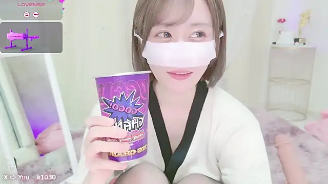 Yuu  k online show from 12/30/24, 01:47