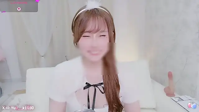 Yuu  k online show from 10/04/25, 03:46