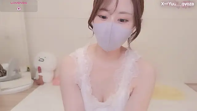 Yuu  k online show from 05/12/26, 02:34