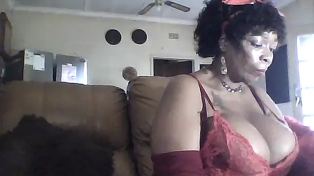 Gucci Bx online show from 11/13/25, 03:05