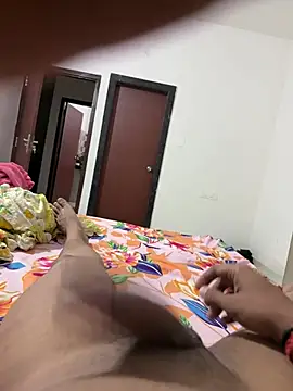 Rockyf033 online show from 04/17/26, 06:33