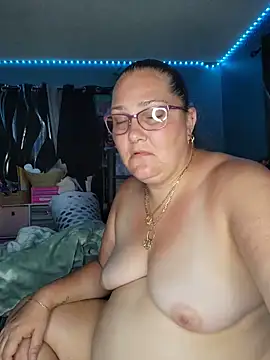 Snapshot of SexyNikki6969 chatting on 06/10/26, 03:52 SexyNikki6969 online show from 06/10/26, 03:52