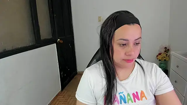 smile sweetpao online show from 11/12/25, 01:04