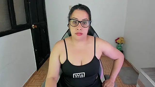 smile sweetpao online show from 03/21/25, 01:13