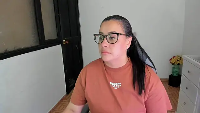 smile sweetpao online show from 10/22/25, 12:10