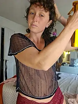 Snapshot of mossy_kiss chatting on 11/06/25, 07:29 mossy kiss online show from 11/06/25, 07:29