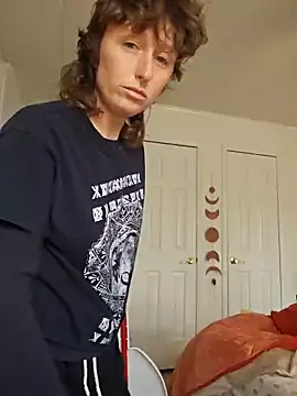 Snapshot of mossy_kiss chatting on 02/22/25, 03:14 mossy kiss online show from 02/22/25, 03:14