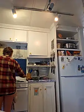 Snapshot of mossy_kiss chatting on 03/16/25, 02:22 mossy kiss online show from 03/16/25, 02:22