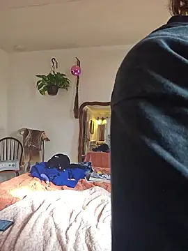 Snapshot of mossy_kiss chatting on 11/17/25, 07:29 mossy kiss online show from 11/17/25, 07:29