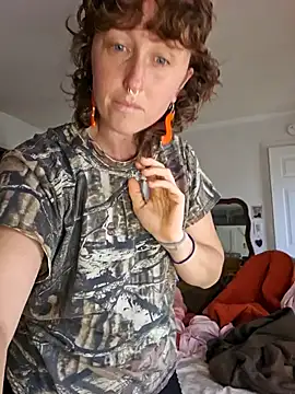 Snapshot of mossy_kiss chatting on 11/05/25, 06:33 mossy kiss online show from 11/05/25, 06:33