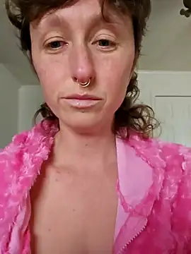 Snapshot of mossy_kiss chatting on 01/19/25, 06:53 mossy kiss online show from 01/19/25, 06:53