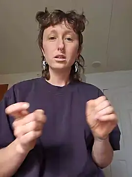 Snapshot of mossy_kiss chatting on 01/28/25, 06:49 mossy kiss online show from 01/28/25, 06:49