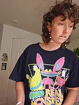 Snapshot of mossy_kiss chatting on 10/23/25, 03:54 mossy kiss online show from 10/23/25, 03:54