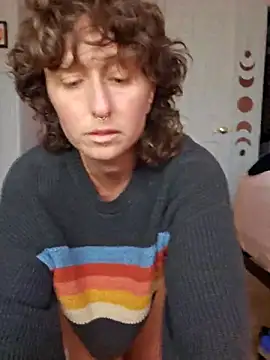 Snapshot of mossy_kiss chatting on 12/17/25, 08:03 mossy kiss online show from 12/17/25, 08:03