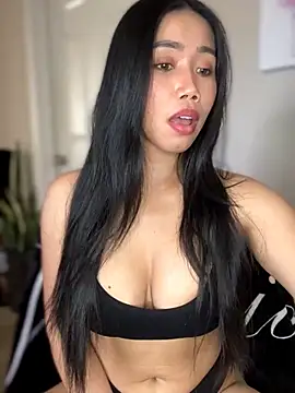 JazzieXo online show from 02/19/26, 08:50