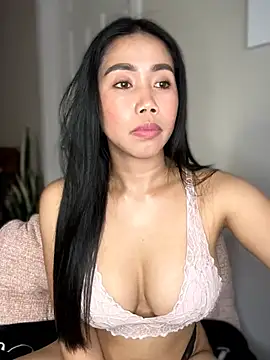 JazzieXo online show from 04/15/26, 08:53