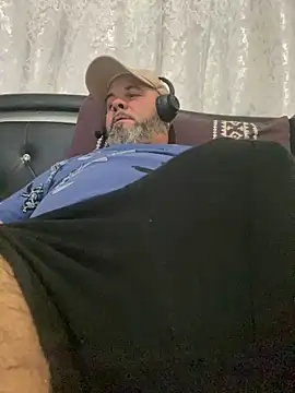 Cristian-Brayan online show from 12/02/25, 02:08