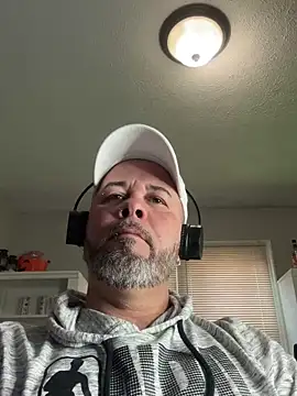 Cristian-Brayan online show from 03/21/25, 12:17