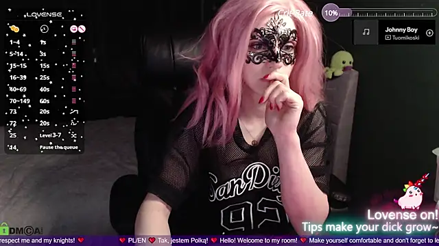 Snapshot of strawberry_muffin chatting on 02/07/25, 08:53 strawberry muffin online show from 02/07/25, 08:53
