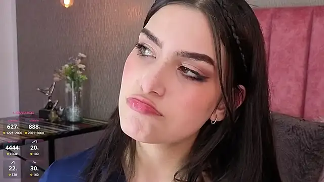 Alexa Thaylor  online show from 04/04/26, 05:41